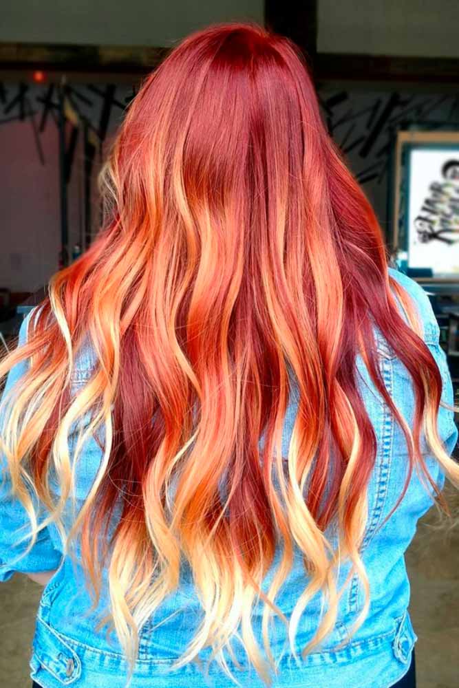 sweet-strawberry-blonde-hair-wavy-layered-long-blonde-red-balayage