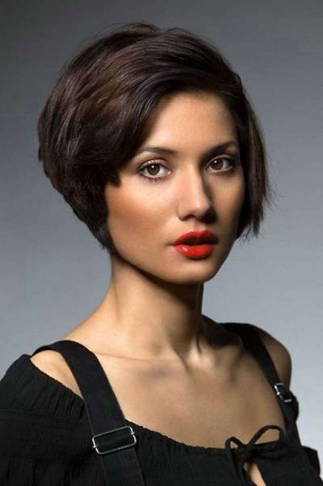 Short Layered Hairstyles For Black Women trend 2020