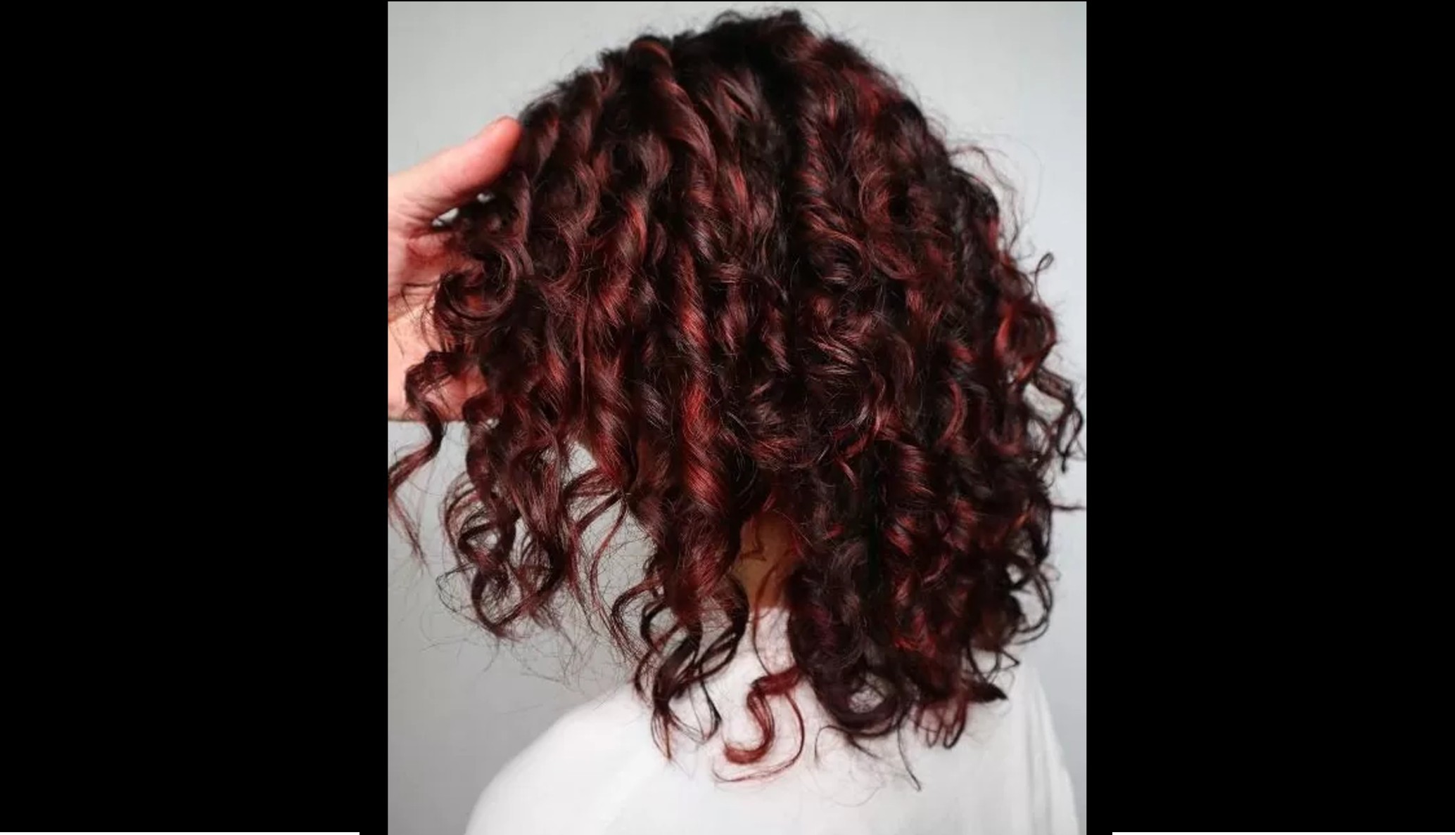 Frizz-resistant, humidity-smart curls at Hera Hair Beauty Singapore — slide five