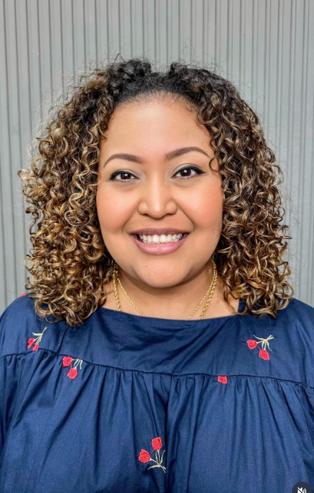 Golden-sandy highlights on curls — Hera Hair Beauty Singapore